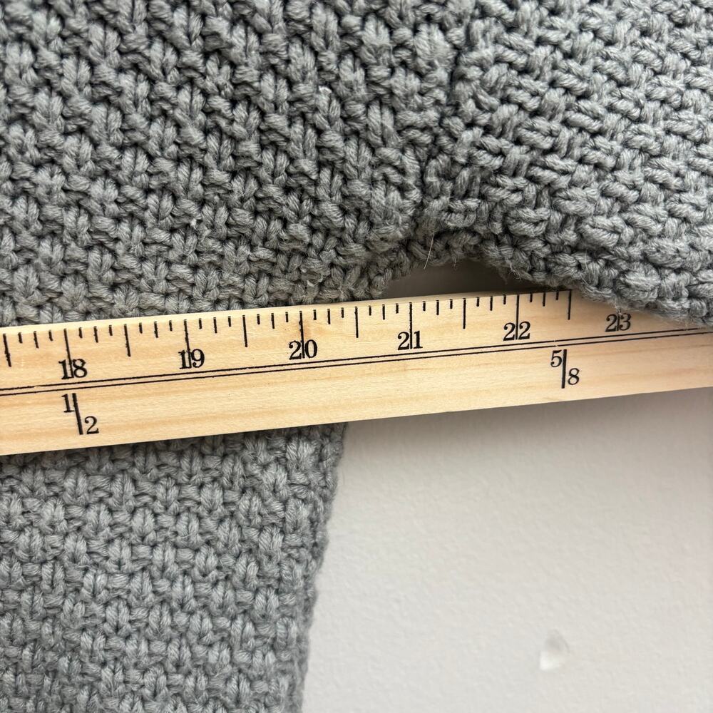 Gray Roll Mock Neck Heavy Knit Classic Minimalist Pullover Sweater Womens Size M - Picture 7 of 8